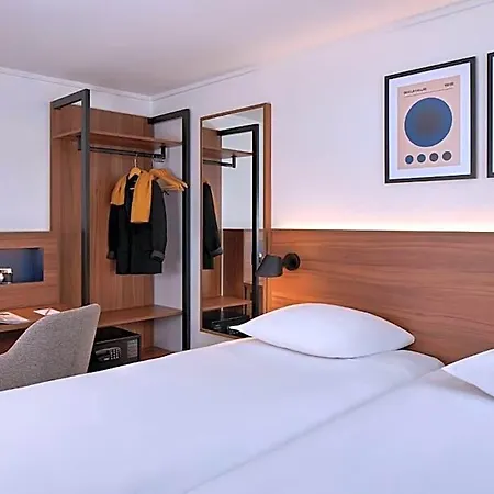 Hotel Timhotel Nation 3*