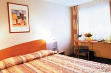 Timhotel Nation Hotel 3*