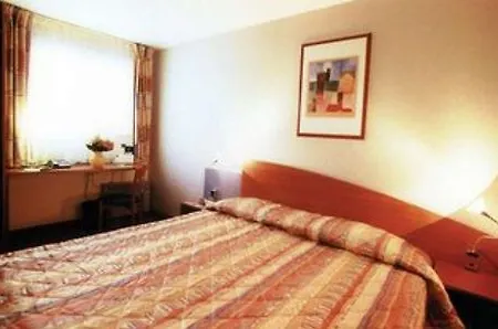 Hotel Timhotel Nation Paryż