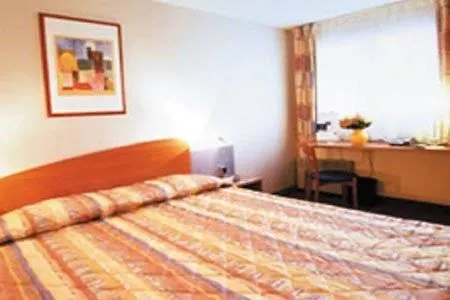 Hotel Timhotel Nation 3*
