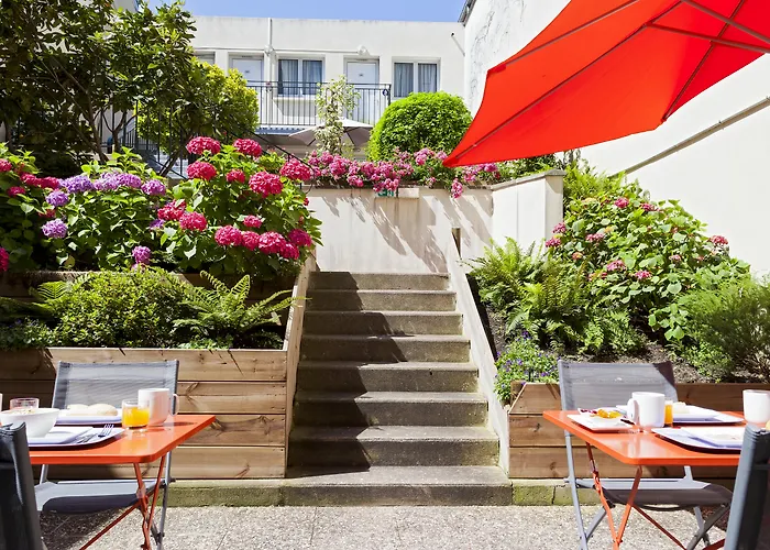 Hotel Timhotel Nation