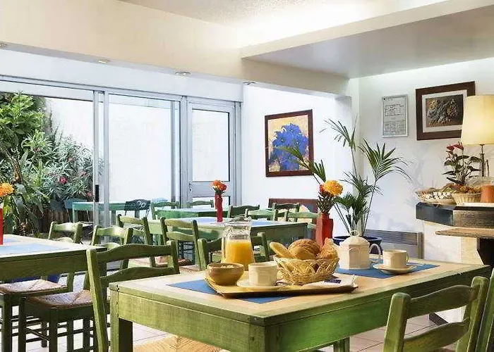 Timhotel Nation Hotel 3*