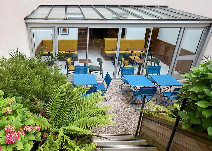 Hotel Timhotel Nation 3*