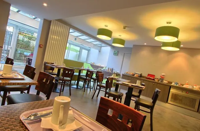 Timhotel Nation Hotel 3*