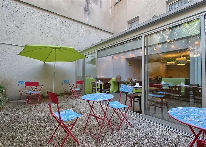 Hotel Timhotel Nation